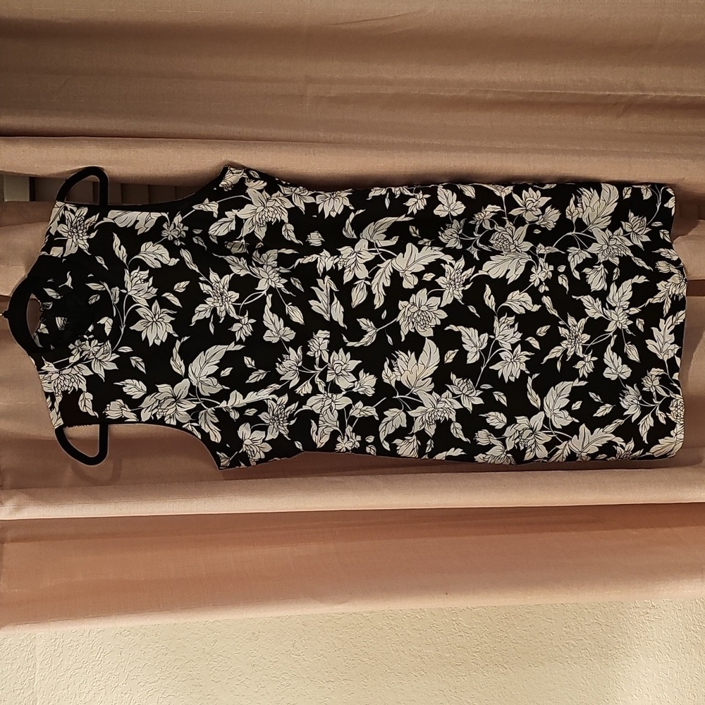 LULUS Dress - Picture 6 of 9